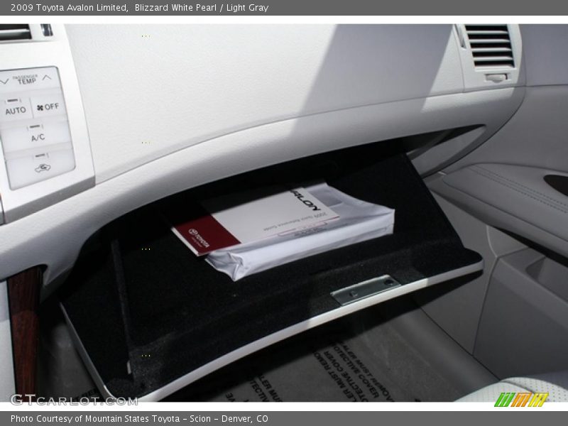 Blizzard White Pearl / Light Gray 2009 Toyota Avalon Limited