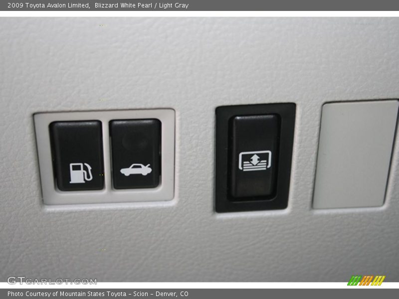 Blizzard White Pearl / Light Gray 2009 Toyota Avalon Limited