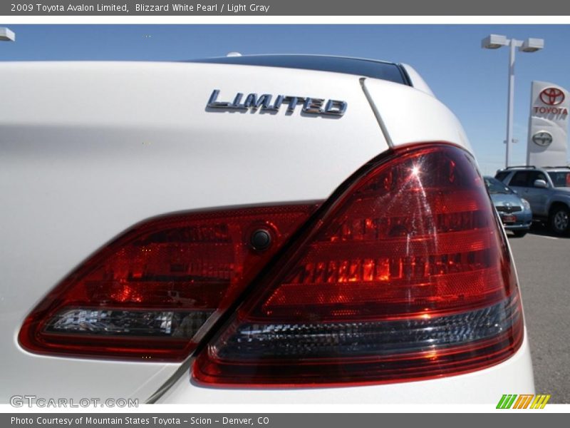 Blizzard White Pearl / Light Gray 2009 Toyota Avalon Limited