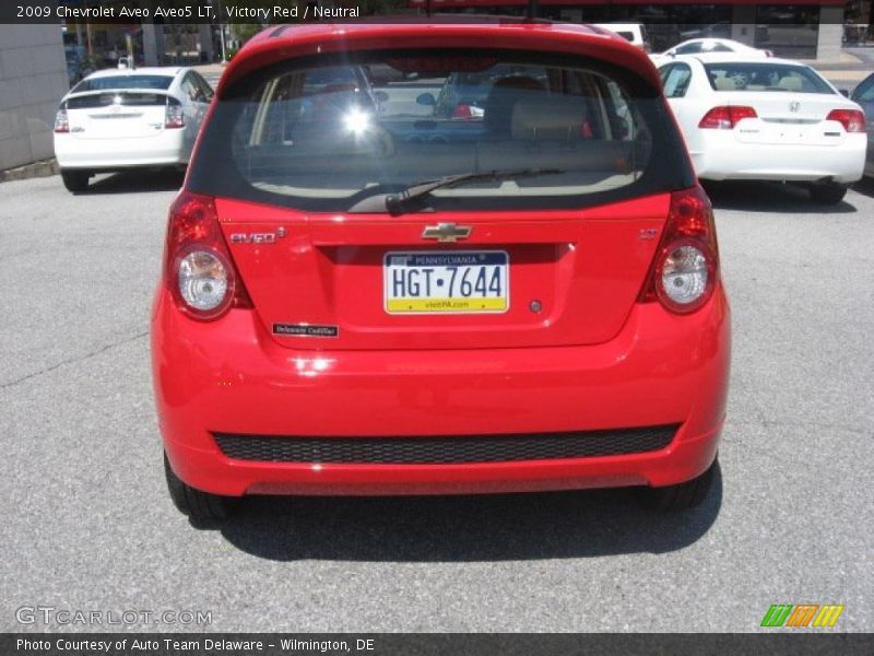 Victory Red / Neutral 2009 Chevrolet Aveo Aveo5 LT