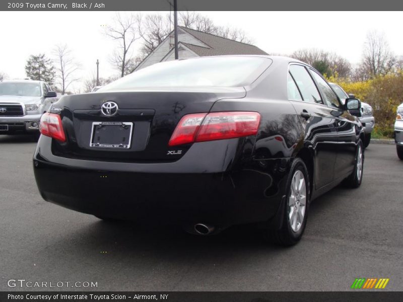 Black / Ash 2009 Toyota Camry