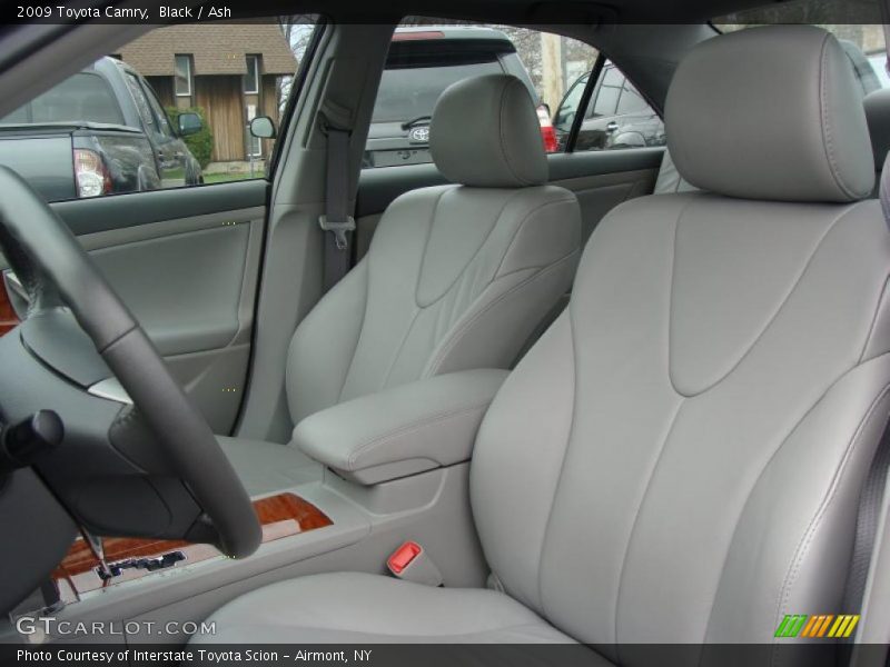 Black / Ash 2009 Toyota Camry
