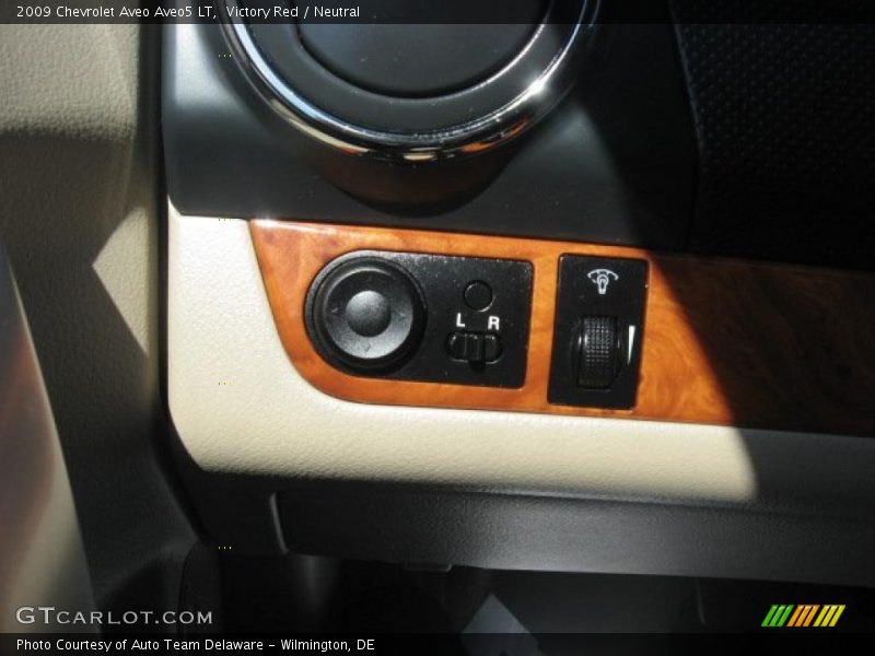 Victory Red / Neutral 2009 Chevrolet Aveo Aveo5 LT