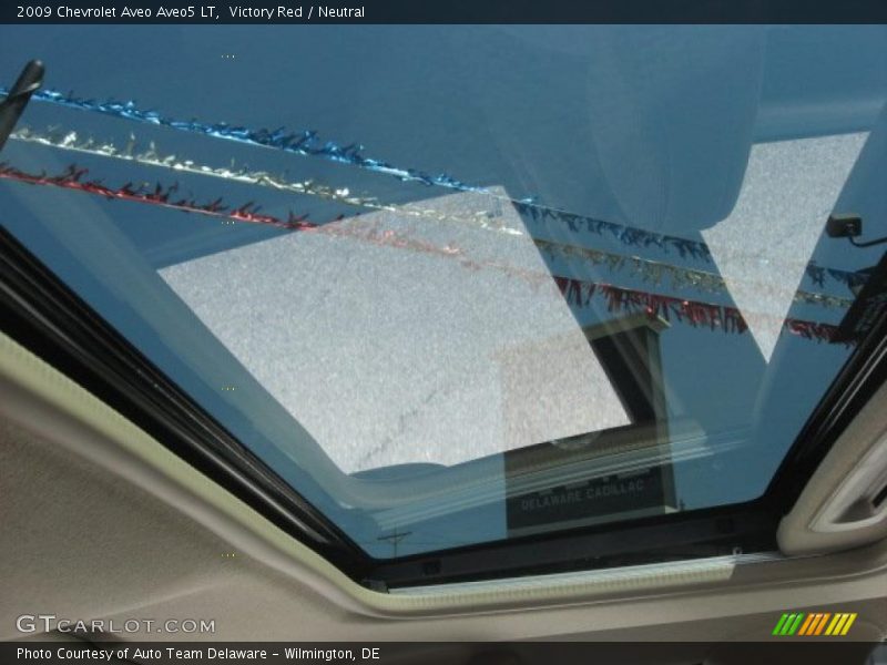 Victory Red / Neutral 2009 Chevrolet Aveo Aveo5 LT