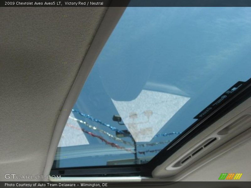 Victory Red / Neutral 2009 Chevrolet Aveo Aveo5 LT