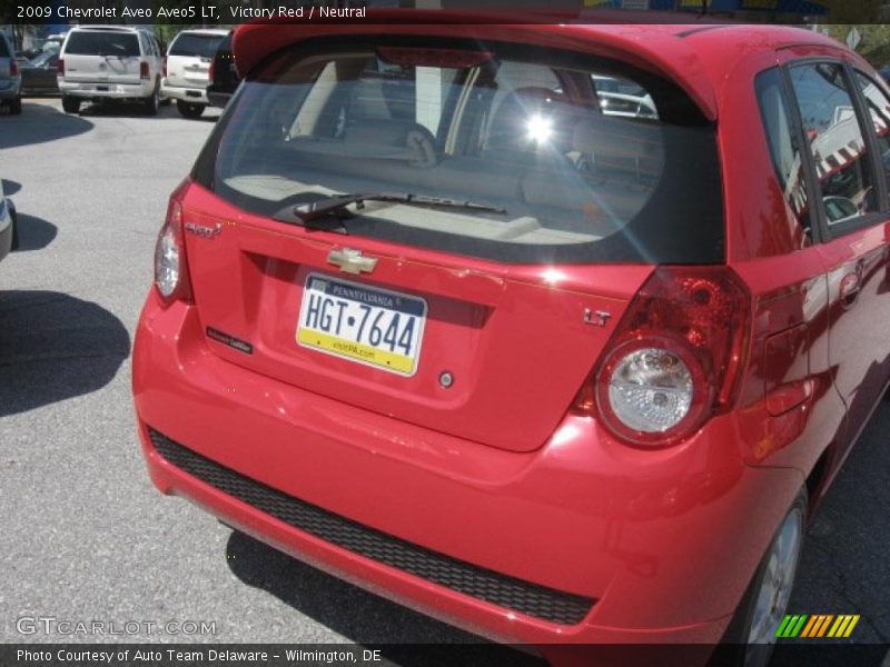 Victory Red / Neutral 2009 Chevrolet Aveo Aveo5 LT