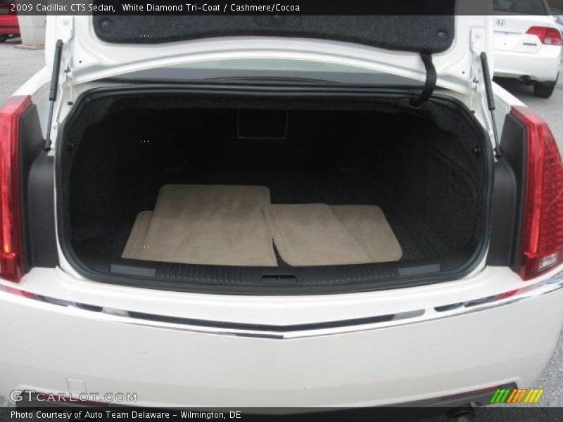 White Diamond Tri-Coat / Cashmere/Cocoa 2009 Cadillac CTS Sedan