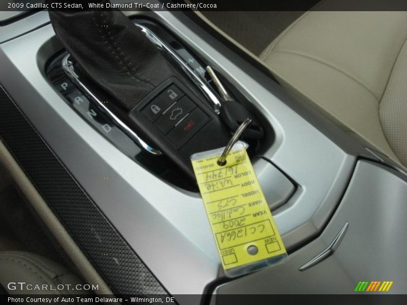 White Diamond Tri-Coat / Cashmere/Cocoa 2009 Cadillac CTS Sedan