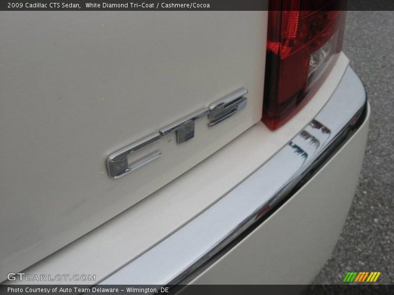 White Diamond Tri-Coat / Cashmere/Cocoa 2009 Cadillac CTS Sedan
