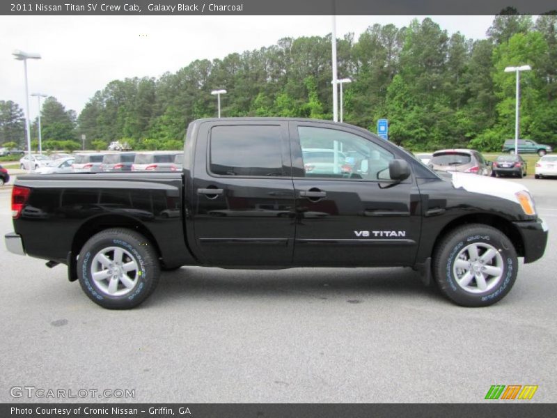 Galaxy Black / Charcoal 2011 Nissan Titan SV Crew Cab