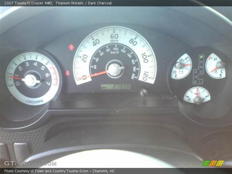 Titanium Metallic / Dark Charcoal 2007 Toyota FJ Cruiser 4WD