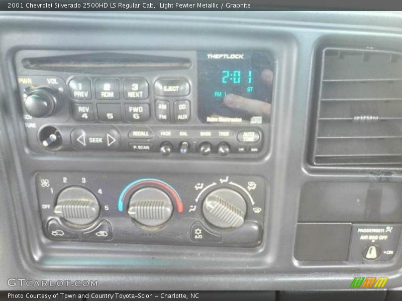 Light Pewter Metallic / Graphite 2001 Chevrolet Silverado 2500HD LS Regular Cab