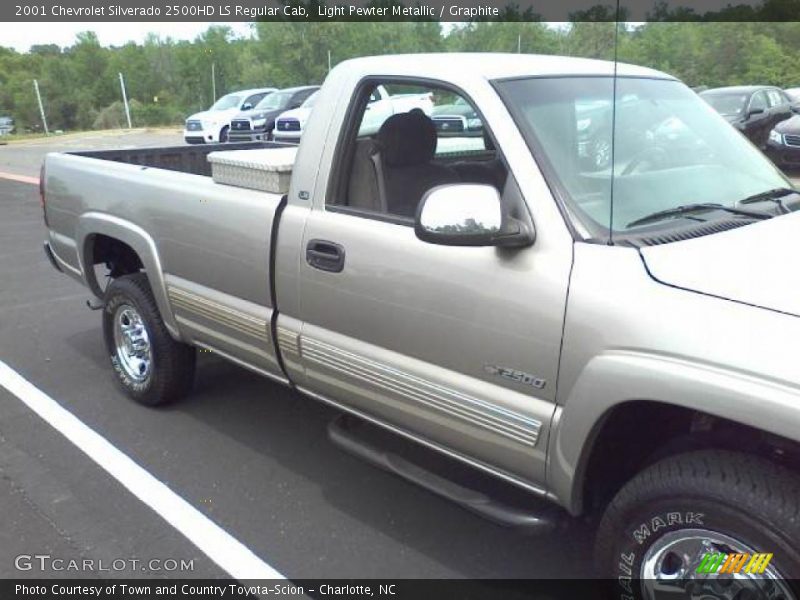 Light Pewter Metallic / Graphite 2001 Chevrolet Silverado 2500HD LS Regular Cab