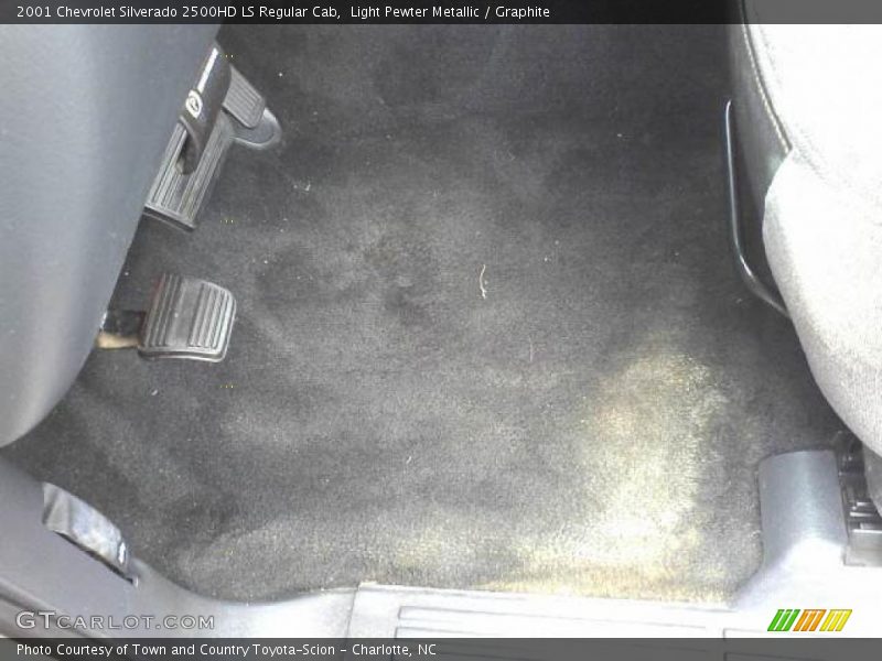 Light Pewter Metallic / Graphite 2001 Chevrolet Silverado 2500HD LS Regular Cab