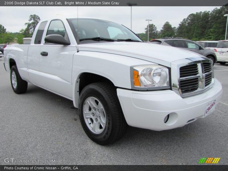 Bright White / Medium Slate Gray 2006 Dodge Dakota SLT Club Cab