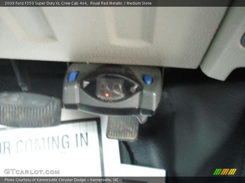 Royal Red Metallic / Medium Stone 2009 Ford F350 Super Duty XL Crew Cab 4x4