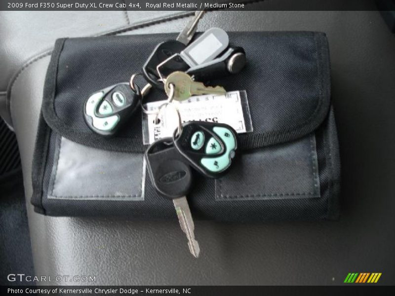 Royal Red Metallic / Medium Stone 2009 Ford F350 Super Duty XL Crew Cab 4x4