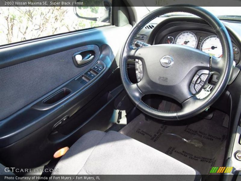 Super Black / Frost 2003 Nissan Maxima SE