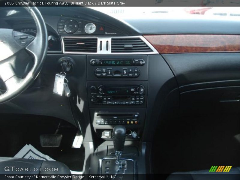 Brilliant Black / Dark Slate Gray 2005 Chrysler Pacifica Touring AWD