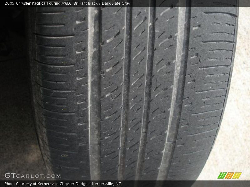 Brilliant Black / Dark Slate Gray 2005 Chrysler Pacifica Touring AWD