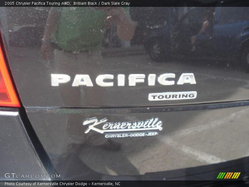 Brilliant Black / Dark Slate Gray 2005 Chrysler Pacifica Touring AWD
