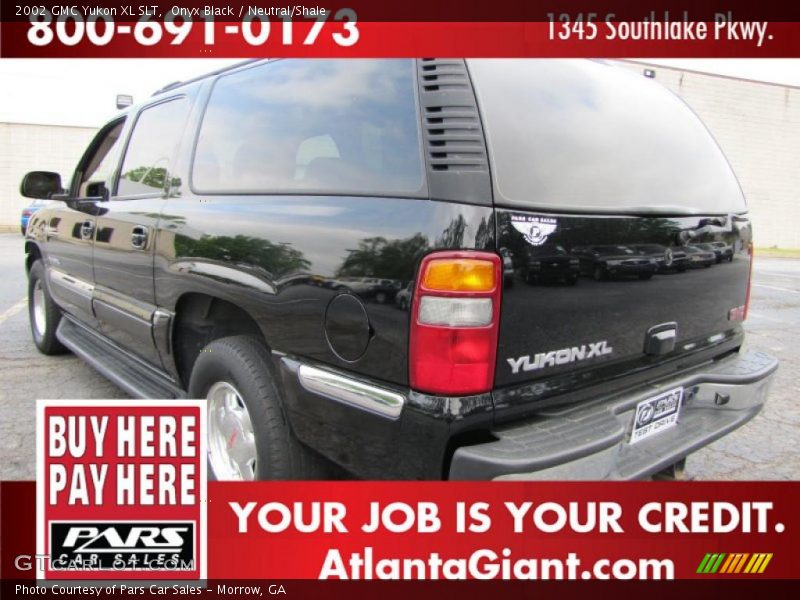 Onyx Black / Neutral/Shale 2002 GMC Yukon XL SLT