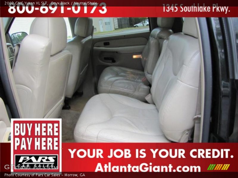 Onyx Black / Neutral/Shale 2002 GMC Yukon XL SLT