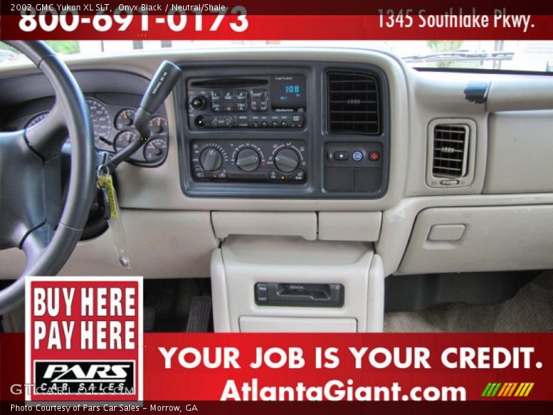 Onyx Black / Neutral/Shale 2002 GMC Yukon XL SLT