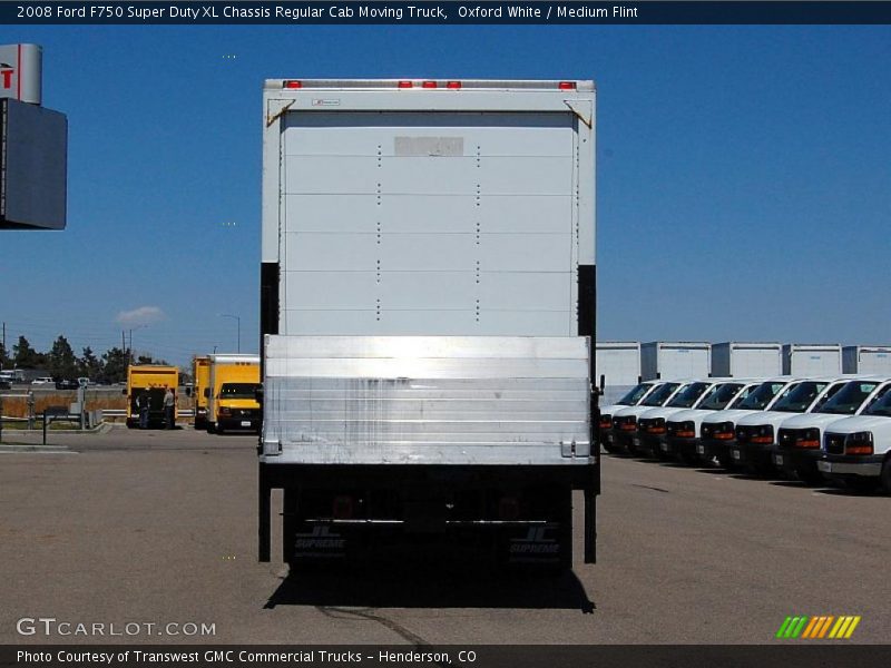 Oxford White / Medium Flint 2008 Ford F750 Super Duty XL Chassis Regular Cab Moving Truck
