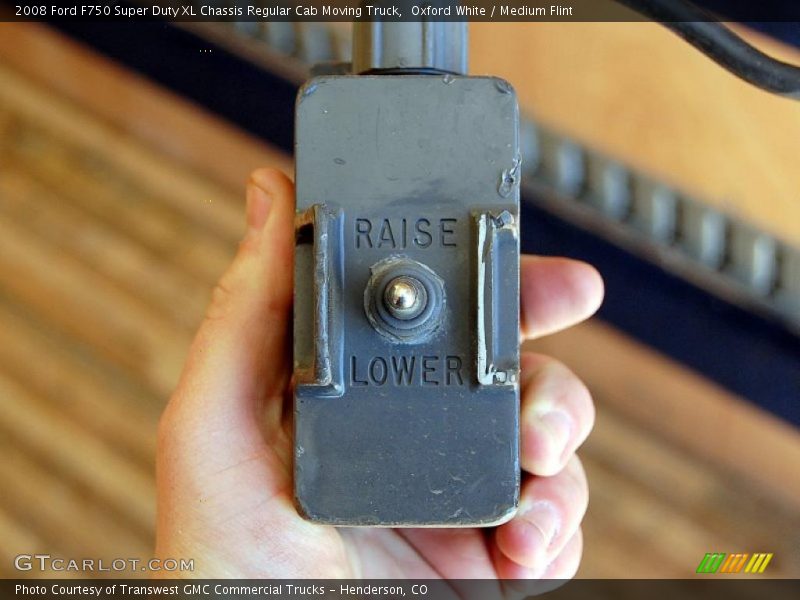 Oxford White / Medium Flint 2008 Ford F750 Super Duty XL Chassis Regular Cab Moving Truck