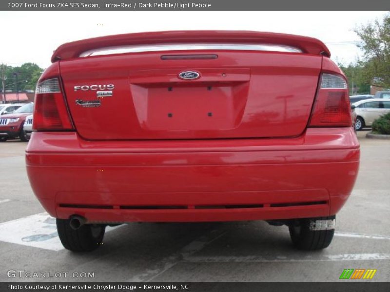 Infra-Red / Dark Pebble/Light Pebble 2007 Ford Focus ZX4 SES Sedan