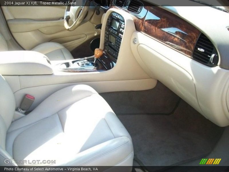 Topaz Metallic / Sand 2004 Jaguar XJ XJ8