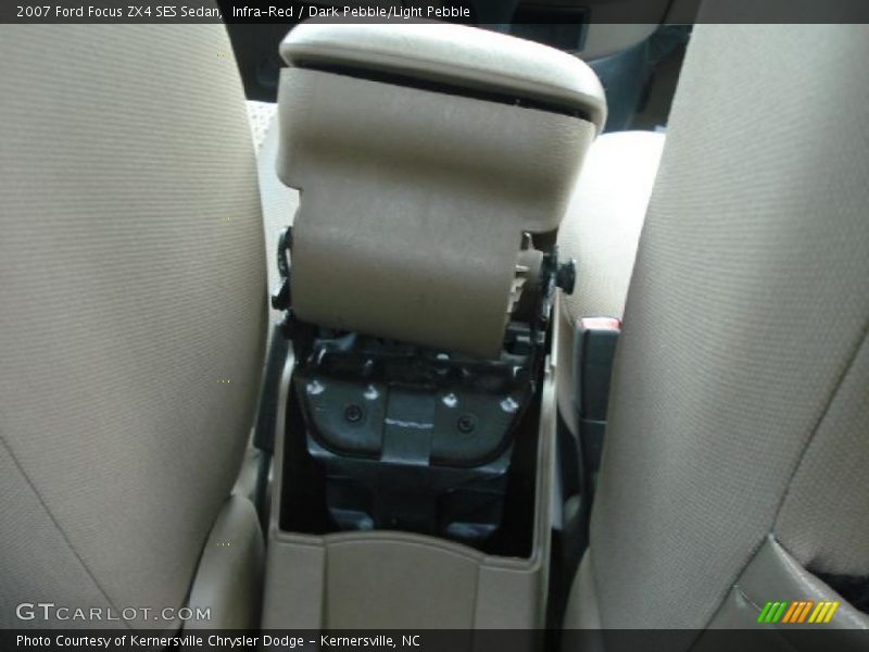 Infra-Red / Dark Pebble/Light Pebble 2007 Ford Focus ZX4 SES Sedan
