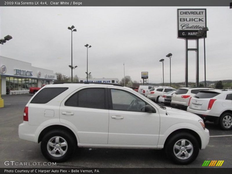 Clear White / Beige 2009 Kia Sorento LX 4x4