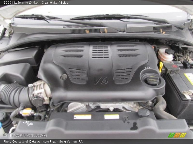 Clear White / Beige 2009 Kia Sorento LX 4x4