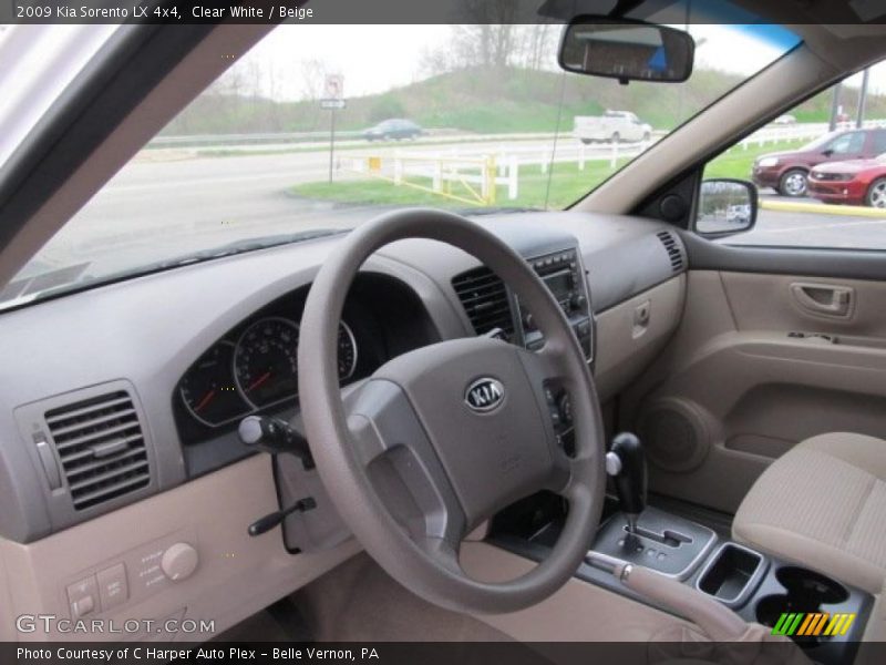 Clear White / Beige 2009 Kia Sorento LX 4x4