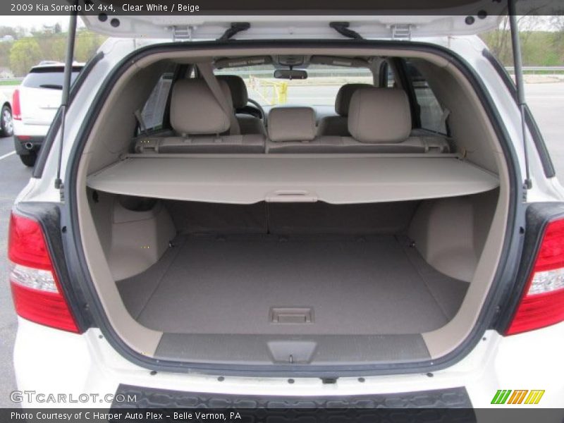 Clear White / Beige 2009 Kia Sorento LX 4x4