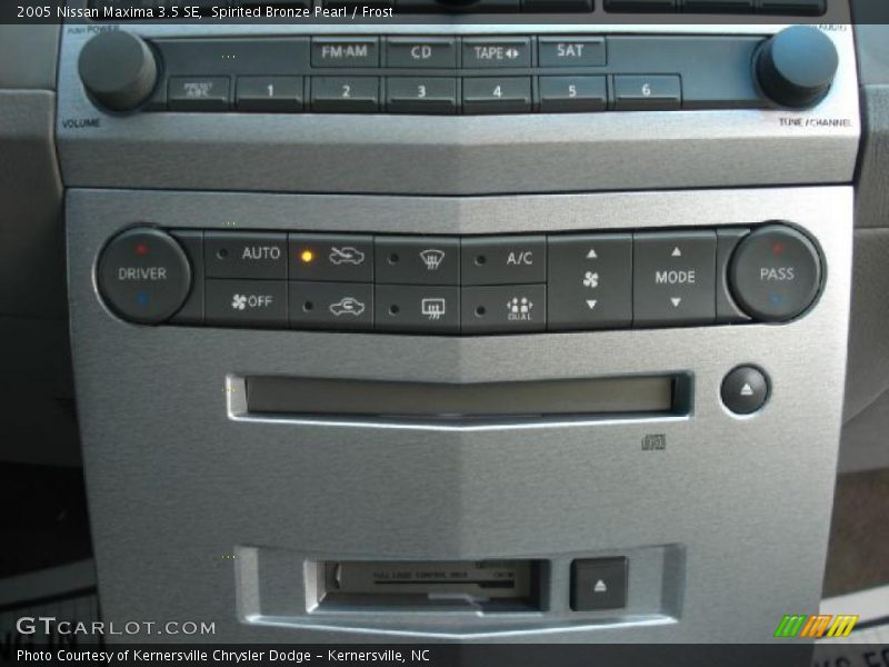 Spirited Bronze Pearl / Frost 2005 Nissan Maxima 3.5 SE