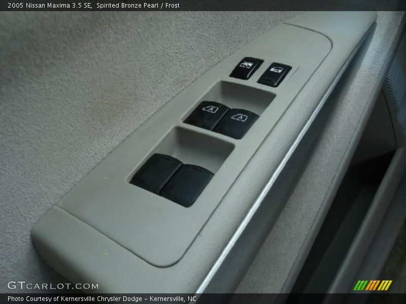 Spirited Bronze Pearl / Frost 2005 Nissan Maxima 3.5 SE