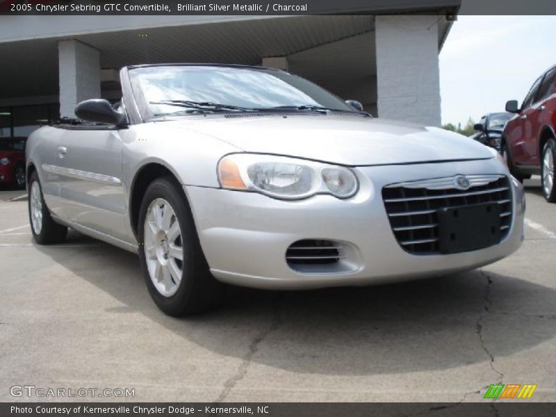 Front 3/4 View of 2005 Sebring GTC Convertible