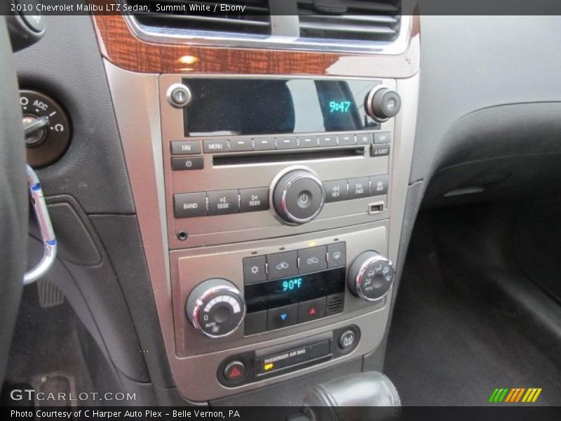 Summit White / Ebony 2010 Chevrolet Malibu LTZ Sedan