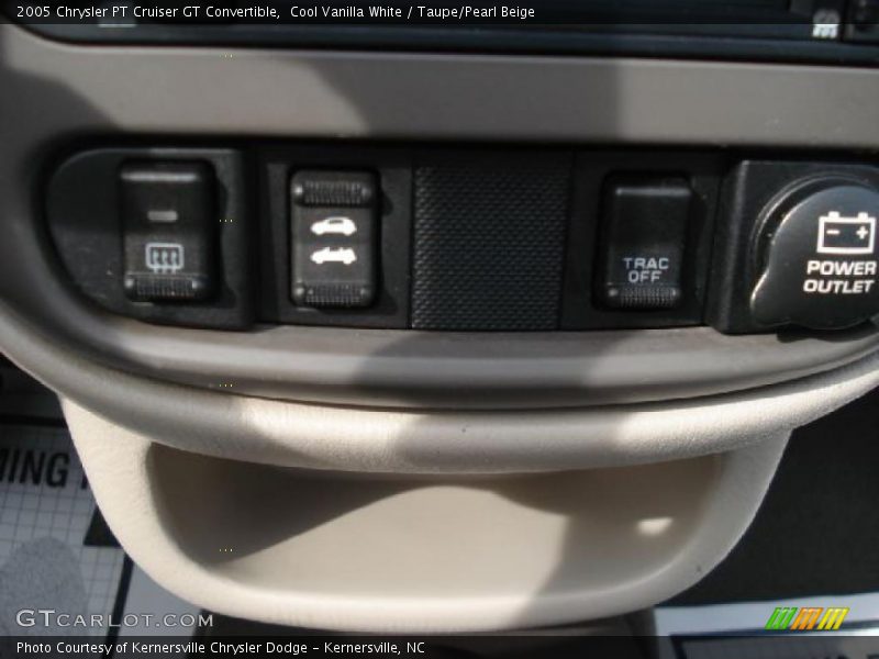 Cool Vanilla White / Taupe/Pearl Beige 2005 Chrysler PT Cruiser GT Convertible