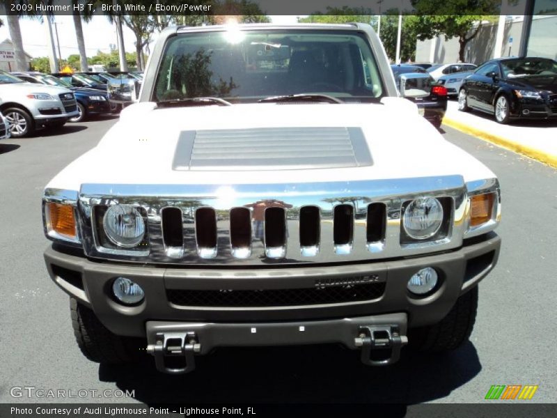 Birch White / Ebony/Pewter 2009 Hummer H3 T
