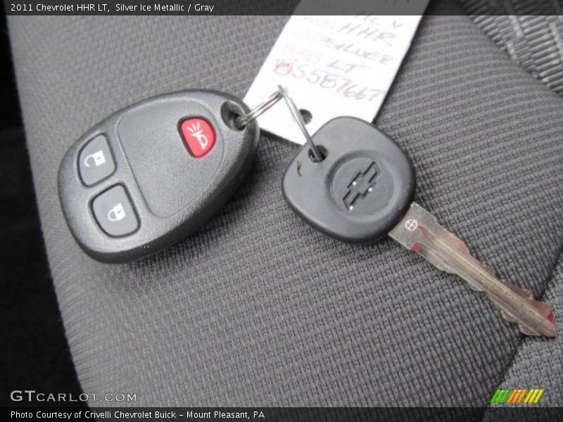 Silver Ice Metallic / Gray 2011 Chevrolet HHR LT