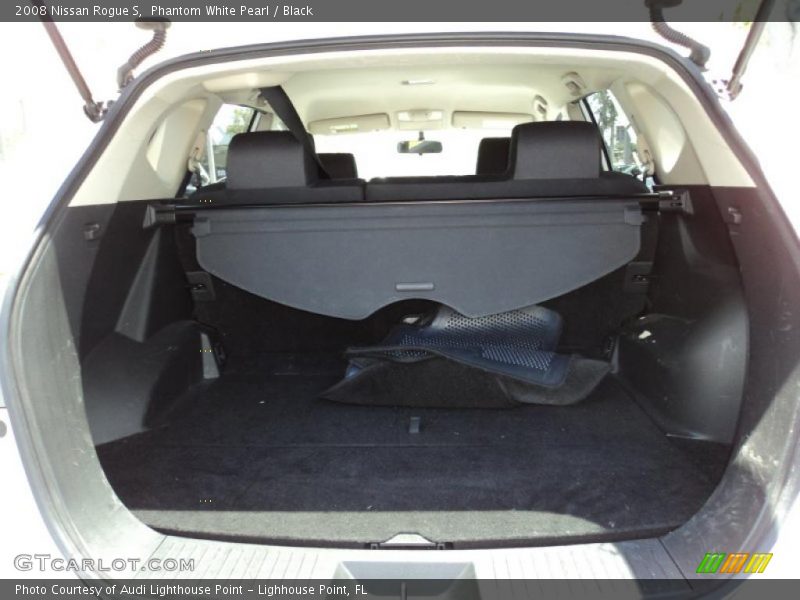 Phantom White Pearl / Black 2008 Nissan Rogue S