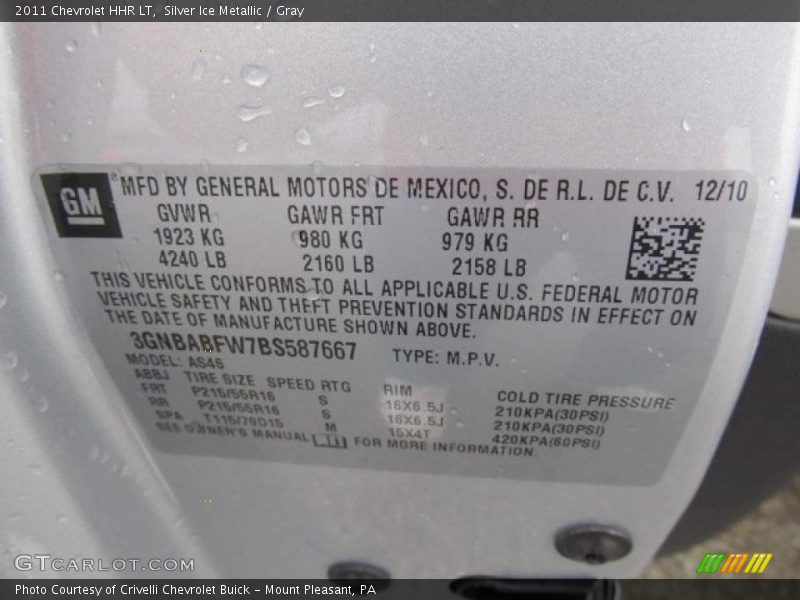 Silver Ice Metallic / Gray 2011 Chevrolet HHR LT