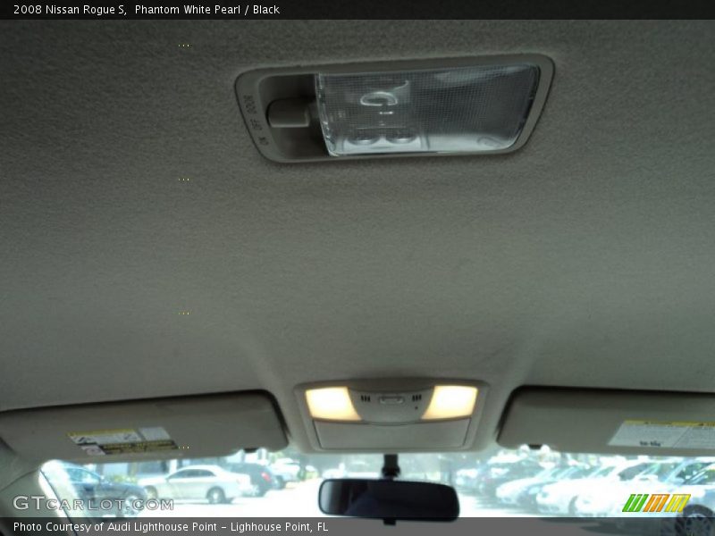 Phantom White Pearl / Black 2008 Nissan Rogue S