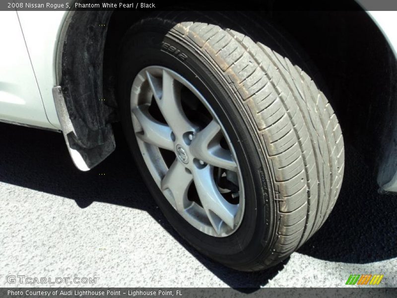 Phantom White Pearl / Black 2008 Nissan Rogue S