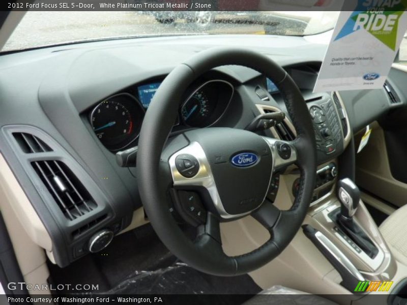  2012 Focus SEL 5-Door Steering Wheel