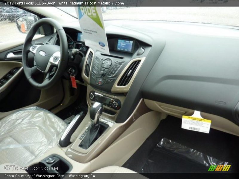White Platinum Tricoat Metallic / Stone 2012 Ford Focus SEL 5-Door